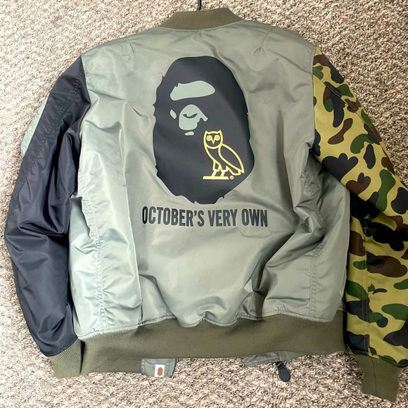 Hot item /steal 🔥🔥🔥Size mediumDrake and bape collection Asking for 700/OBO